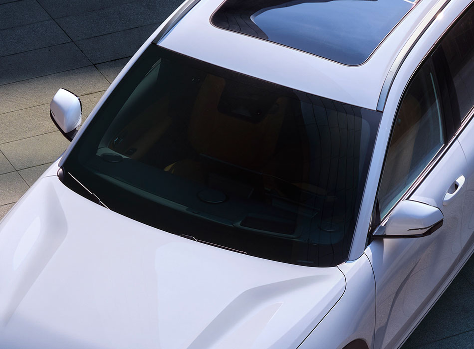 Close up of a Geely windscreen